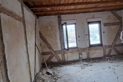 remont-mieszkania-konstrukcja-ryglowa-tynk-gliniany-Lepianka-1