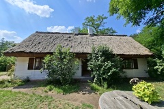 remont-drewnianej-chalupy-tynk-naturalny-Lepianka-skansen-park-botaniczny-lodz-6