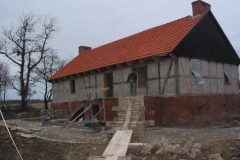 lepianka-firma-remont_zagrody_albrechta_w_Swolowie-tynki_gliniane - 1