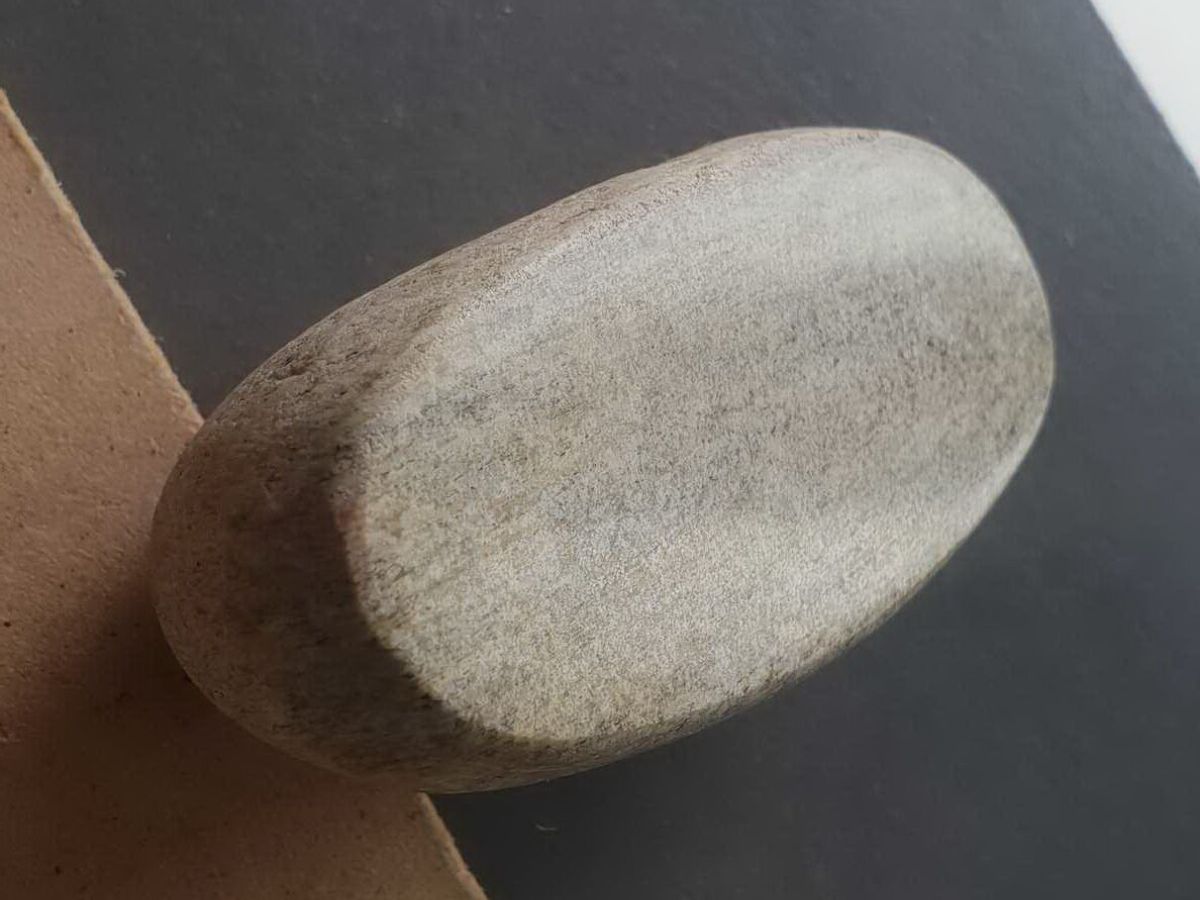 kamień do polerowania tynku tadelakt kamień polerski Lepianka